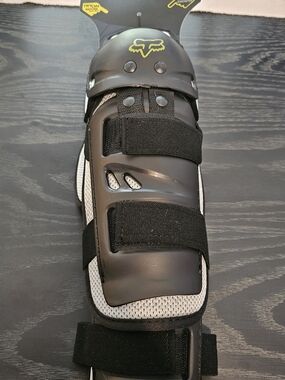 Fox Racing Youth Knee/Shin Guards - Black NWT